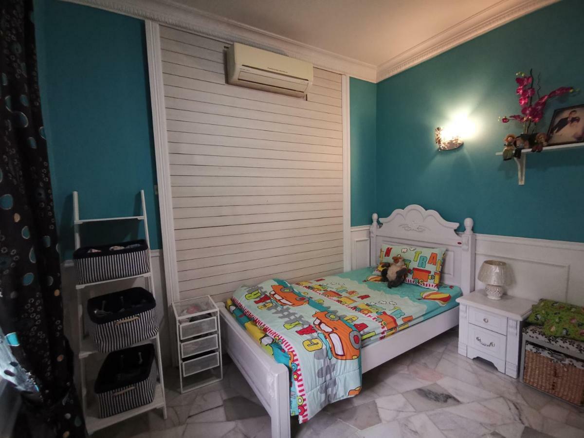 Ria Homestay Johor Bahru Exterior photo